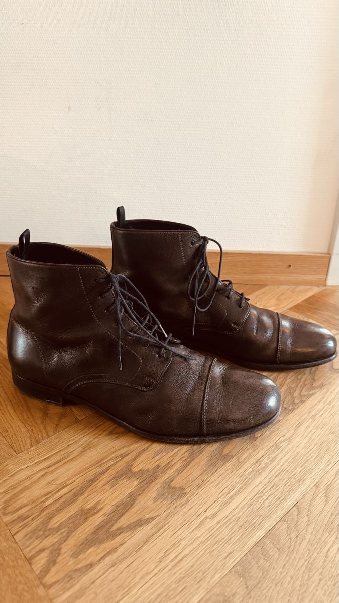 Prada Scarpe da uomo: Prada Lace Up Boots – Usato da Zürich venduto da koibito 2