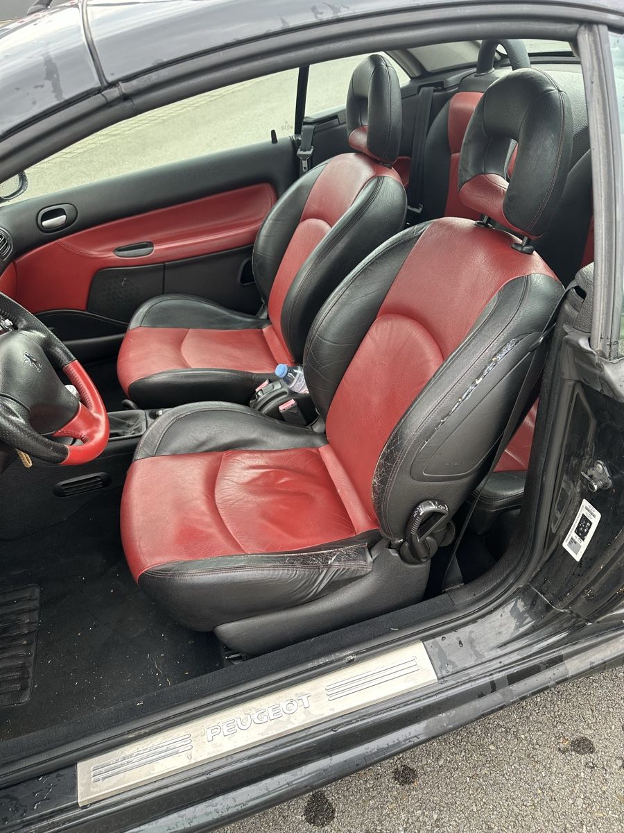 Peugeot Autos: Peugeot 206 CC – Défectueux à Baar par dan_pq75 2