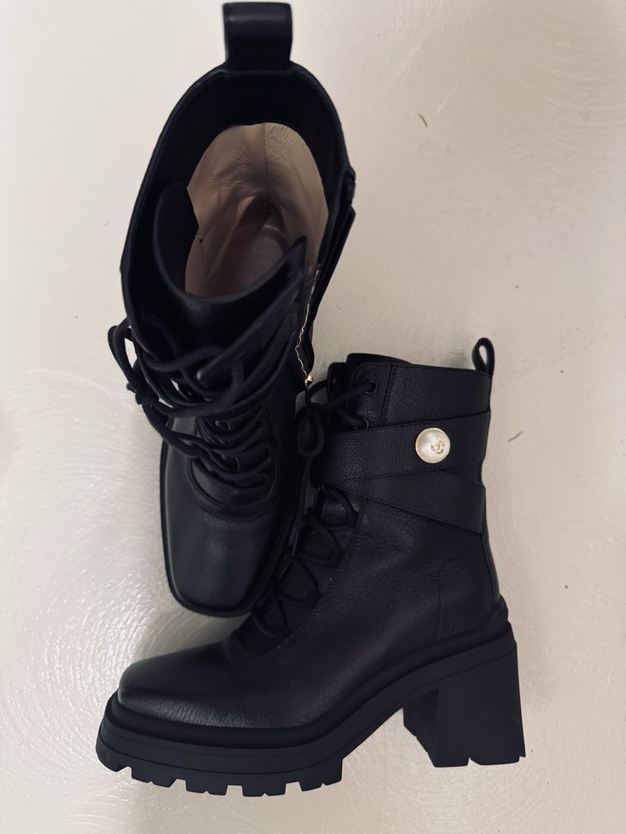 Jimmy Choo Damenschuhe: Boots Jimmy Choo – Gebraucht aus Wilen (Sarnen) von mbs_b75k 3