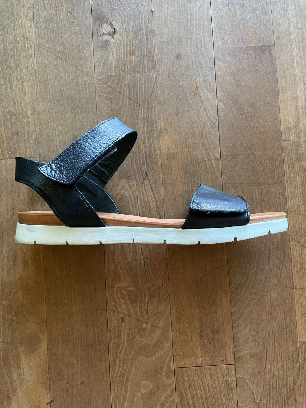 Scarpe da donna: schöne Ledersandalen, Gr. 38 – Usato da Rütihof venduto da solombra 2