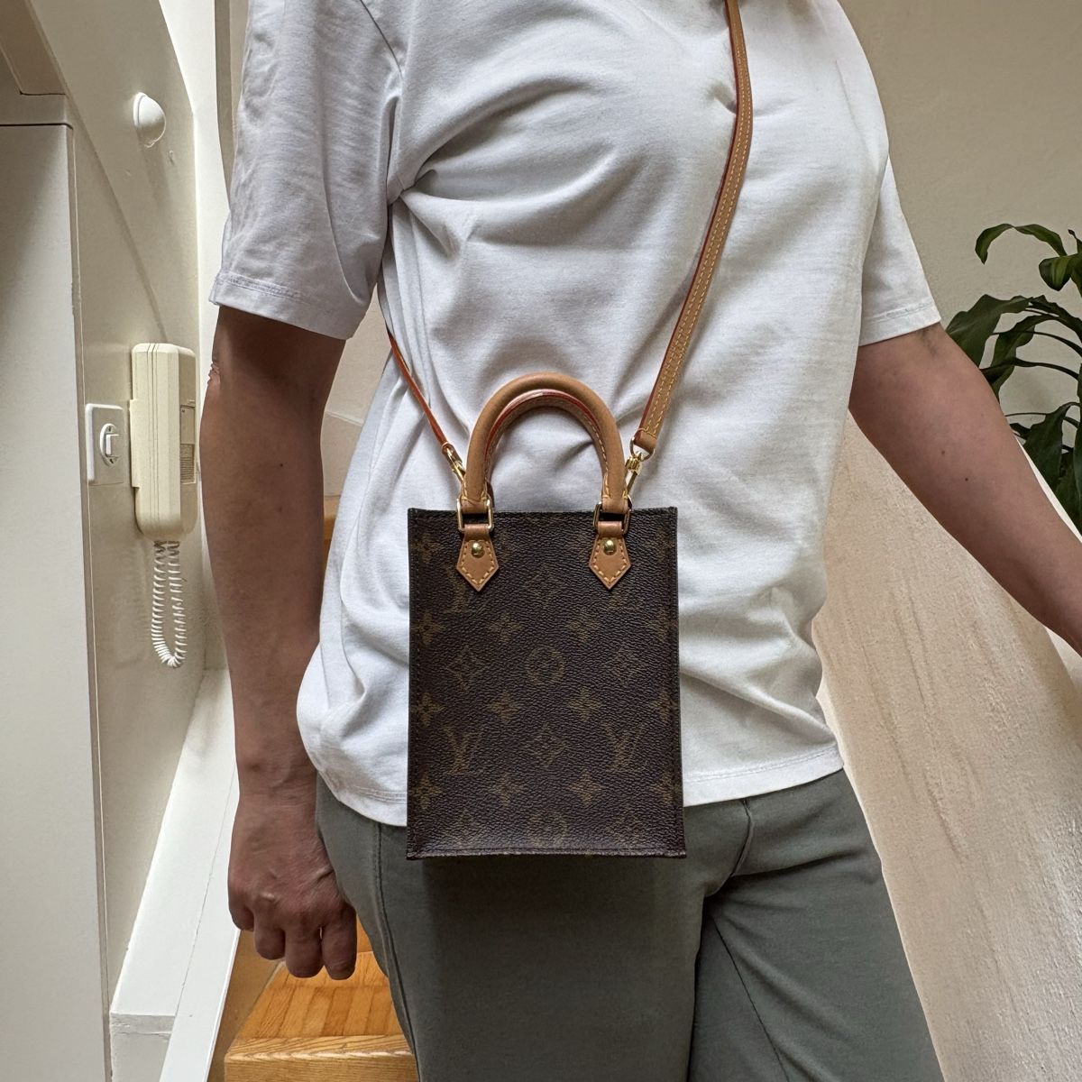 Louis Vuitton Borse da donna: Louis Vuitton Petit Sac Plat – Usato da Rapperswil SG venduto da patricia.ferrari75 1