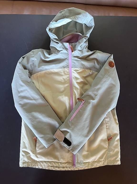 Rukka Jacken & Mäntel: Regenjacke von Rukka – Gebraucht aus Flims Dorf von sa_salome
