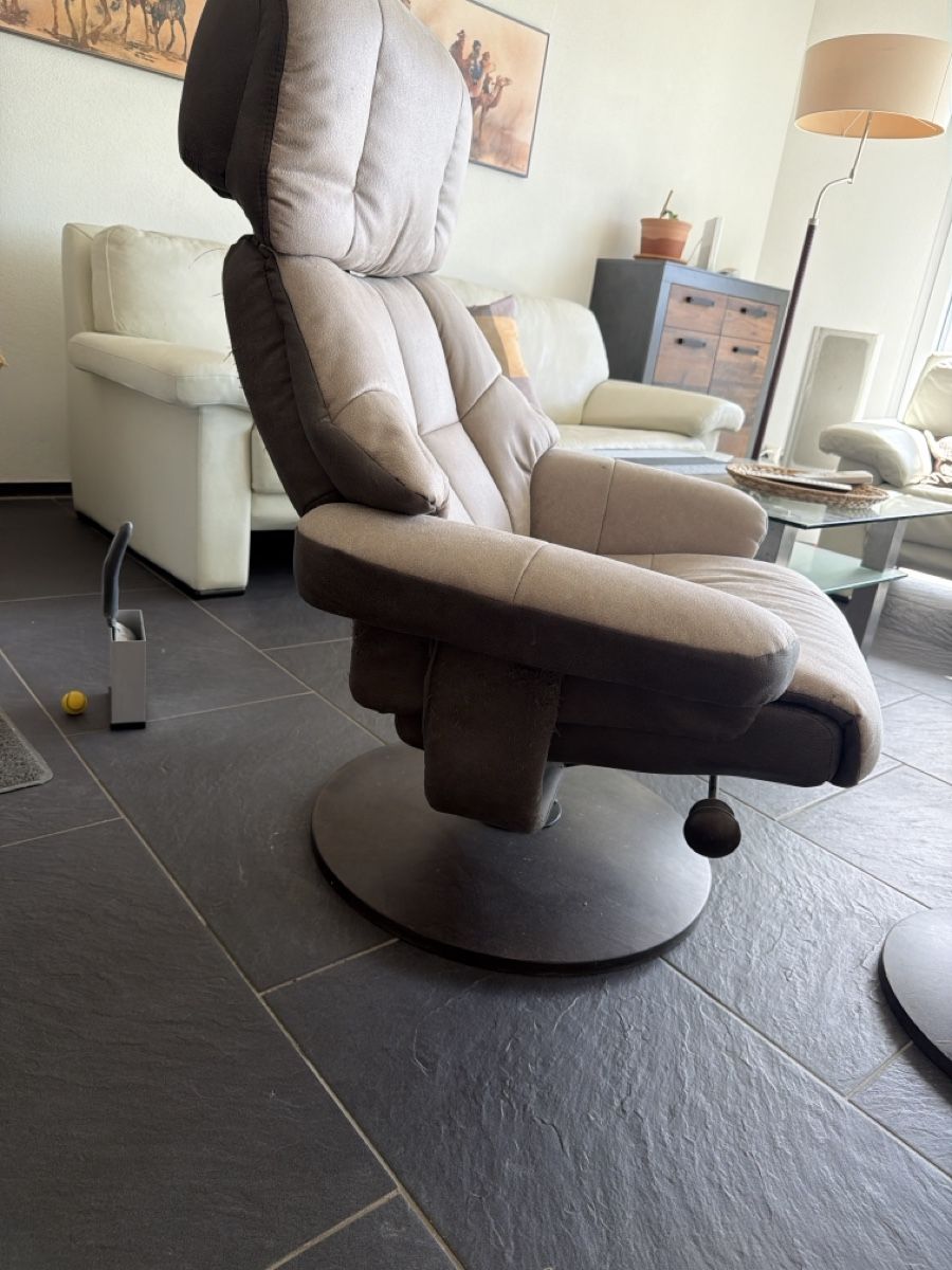 Poltrone: BEQUEMER     RELAXSESSEL    MIT     FUSSHOCKER – Usato da Wetzikon ZH venduto da philippe_22 3
