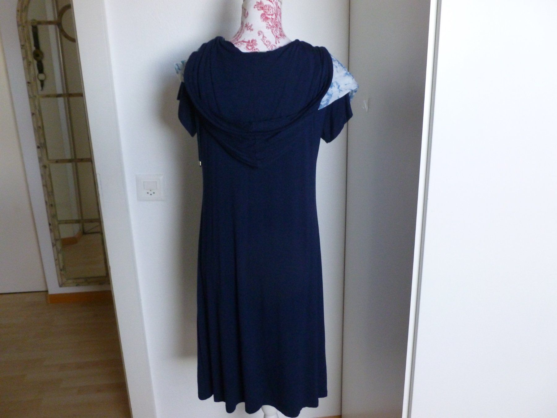 Kleider: Kleid – Gebraucht aus Arlesheim von Jadur 1
