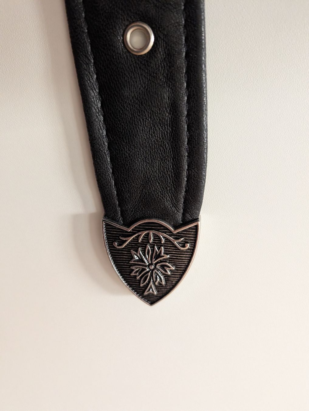 Maje Giacche: Schwarze Lederjacke von Maje, Grösse 36 – Usato da Lausanne venduto da oneroi 5