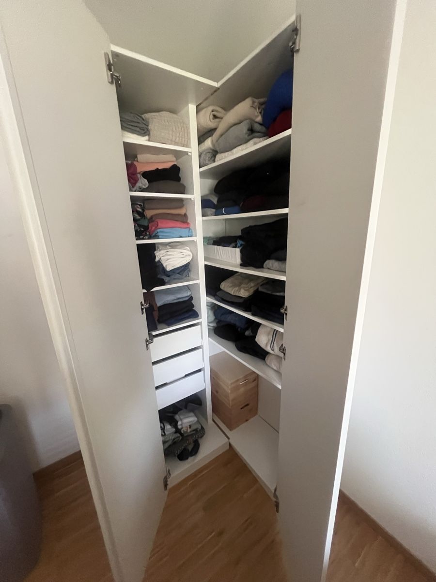 Ikea Schränke: PAX Eckschrank weiss hochglanz – Gebraucht aus Zürich von rafa_z 1