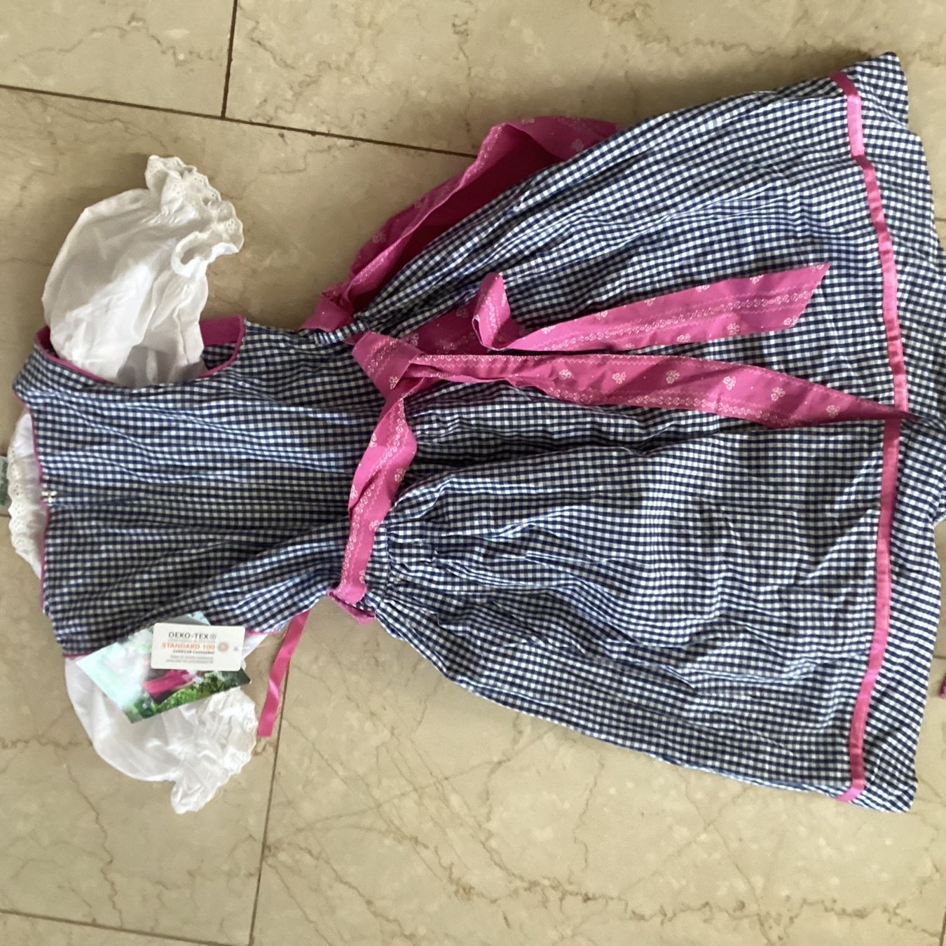 Vestiti & Gonne: Girls Dirndl inkl. Bluse – Nuovo (secondo la descrizione) da Flüelen venduto da ne08 2