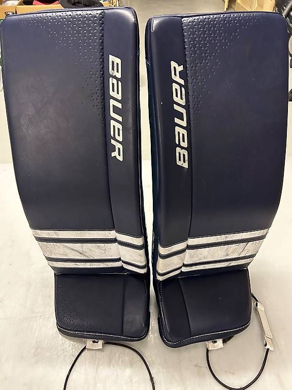 Bauer Protezioni & Imbottiture: Bauer Goalie Pads 30+ – Usato da Lütisburg venduto da Gizmo02