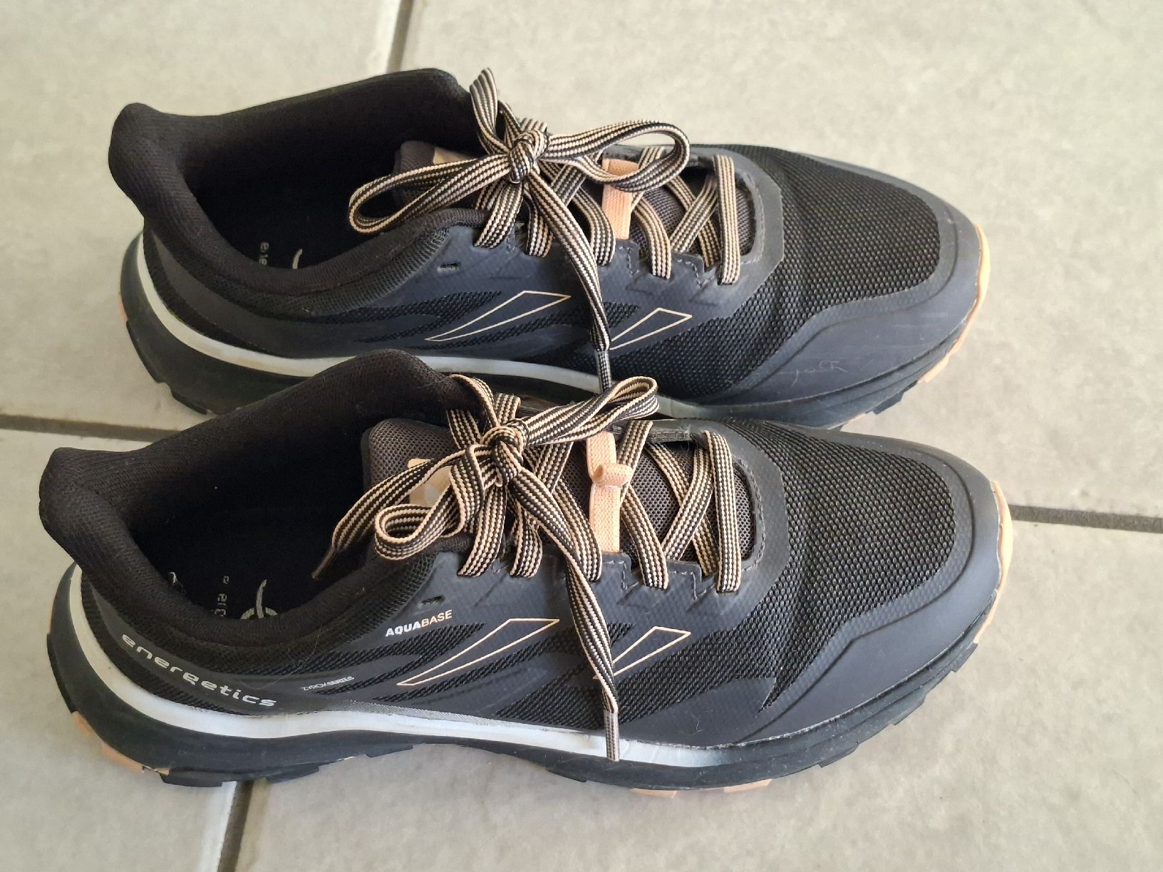 Scarpe da donna: energetics Turnschuh gr 39 neuwertig – Usato da Thun venduto da Thun67