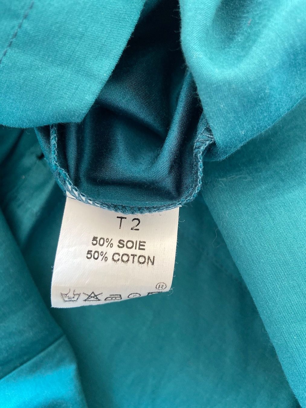 Top: Sandro Top T2 (gr M) – Usato da Jonen venduto da Lux.K. 2