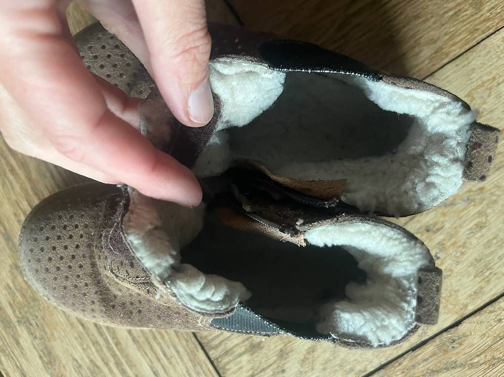 Scarpe per ragazzi: Ocra Winterstiefel Leder Fell 27 – Usato da Basel venduto da mos_2xxs 2