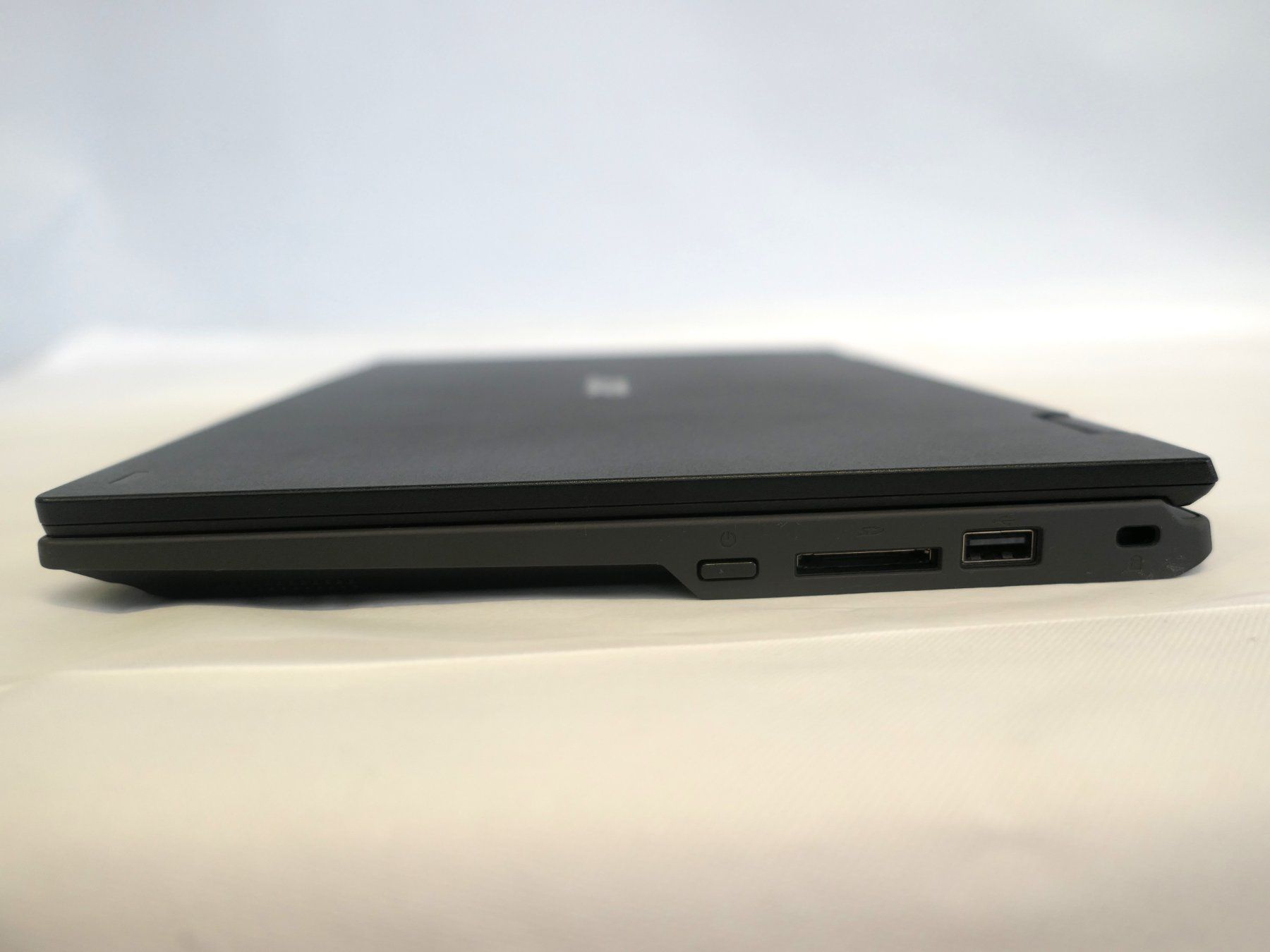 Acer Notebook: ACER NOTEBOOK TRAVEL MATE B118 SERIES – Usato da Münchenstein venduto da VSPBL-Verkauf 4
