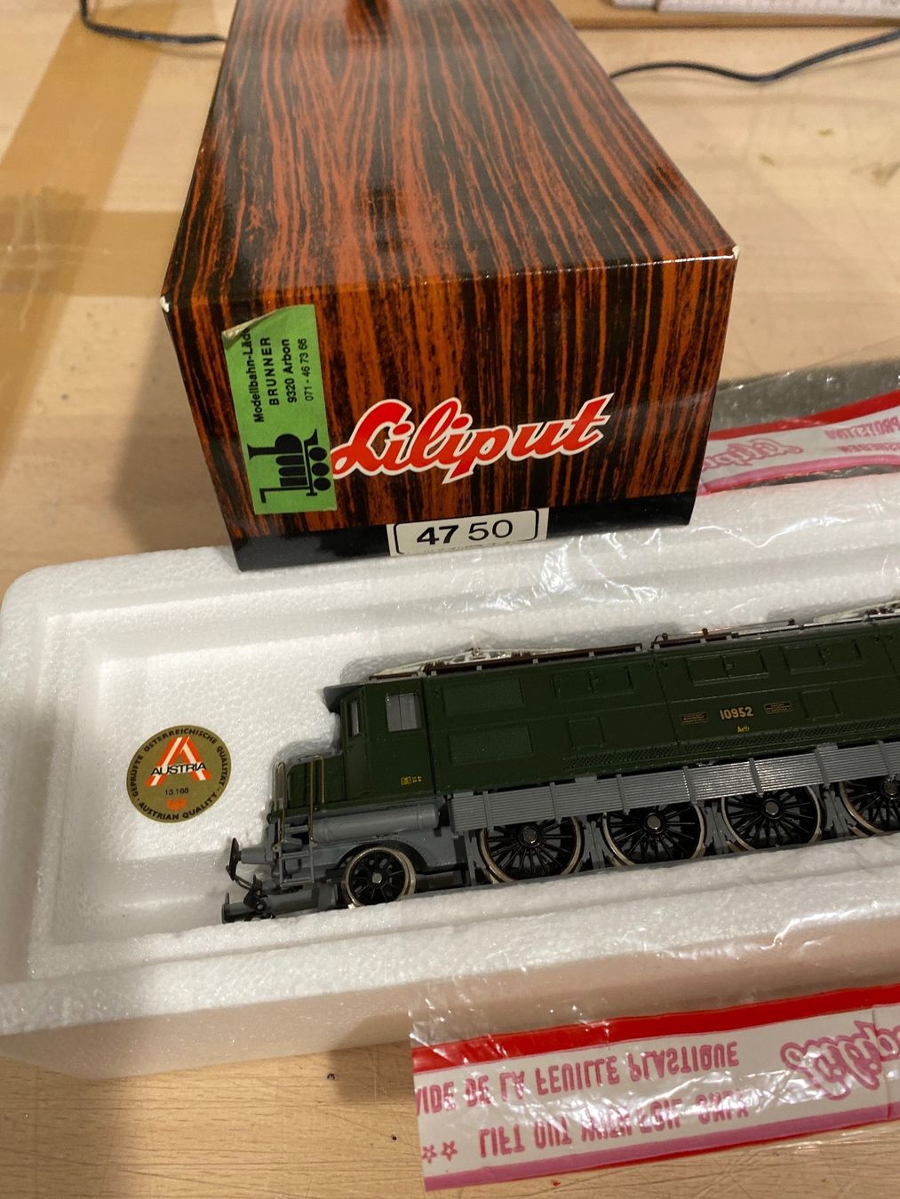 Liliput Modellini di ferrovie: Liliput = SBB Ae 4/7 – Nuovo (secondo la descrizione) da Dübendorf venduto da Troggy 6