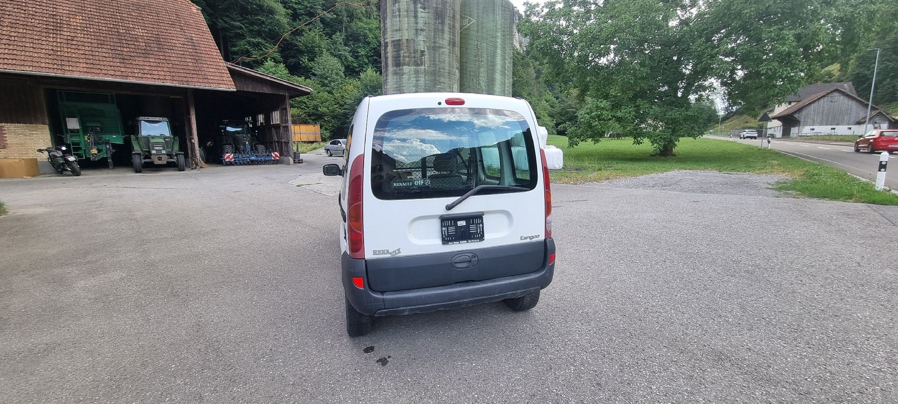Renault Autos: Renault Kangoo 1.9 4x4 – Défectueux à Oberriet SG par Px_ 3