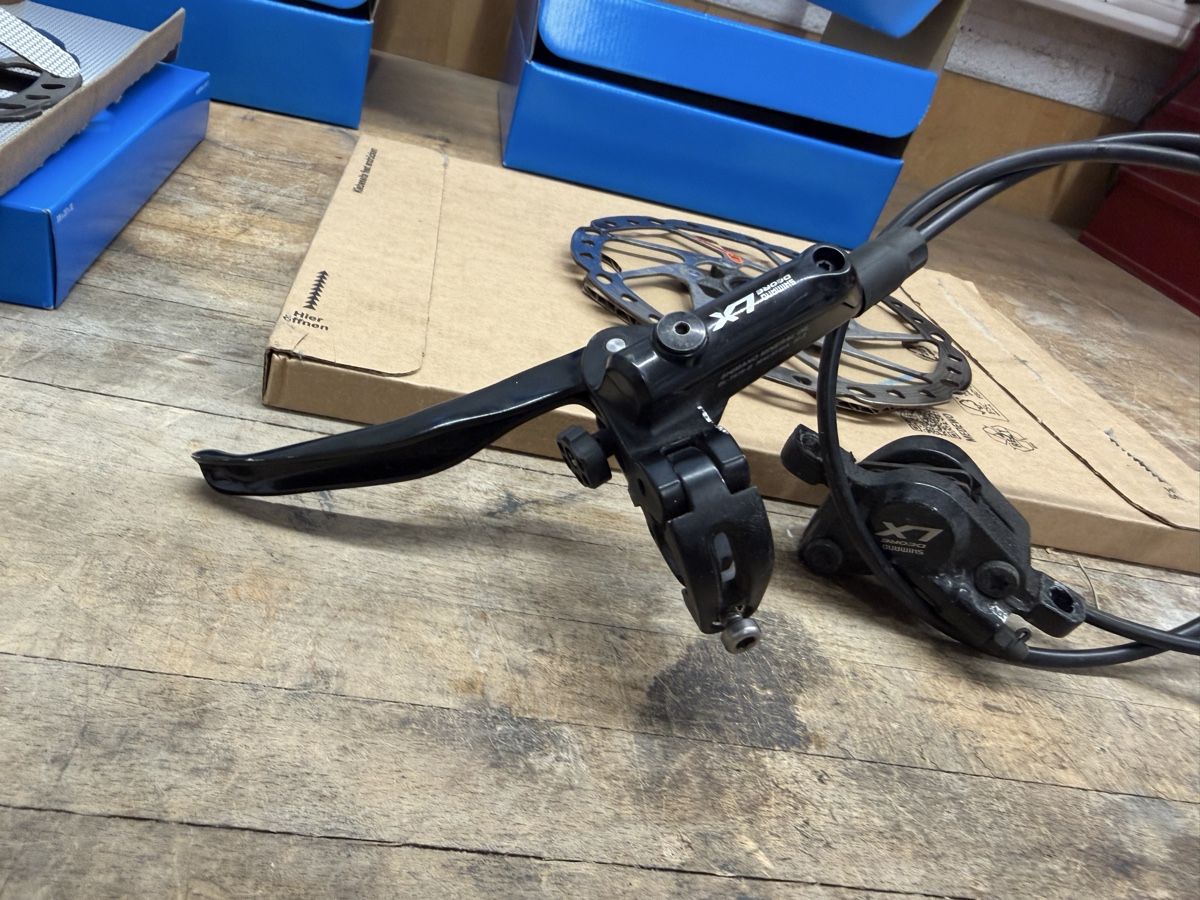 Shimano Pezzi di ricambio: Shimano Scheibenbremsen Set  – Usato da Zermatt venduto da mpower431 3