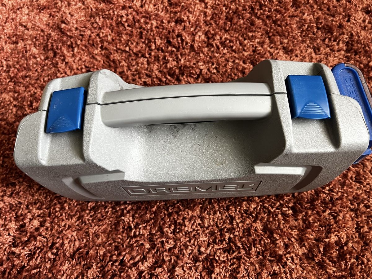 Dremel Alle Werkzeuge: Dremel 300 Serie Multitool mit Zubehör und Koffer – Gebraucht aus Gockhausen von MariusWeber 3