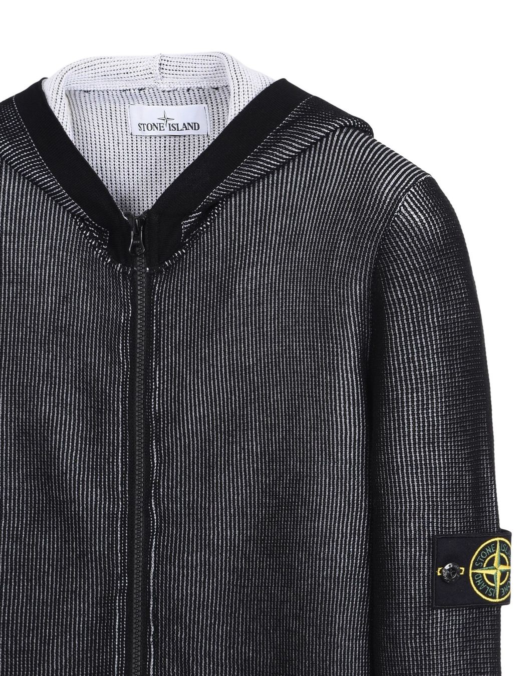 Stone Island Maglioni & Felpe: STONE ISLAND Hoodie à capuche – Usato da LAUSANNE venduto da PUMPERNICKEL3 5