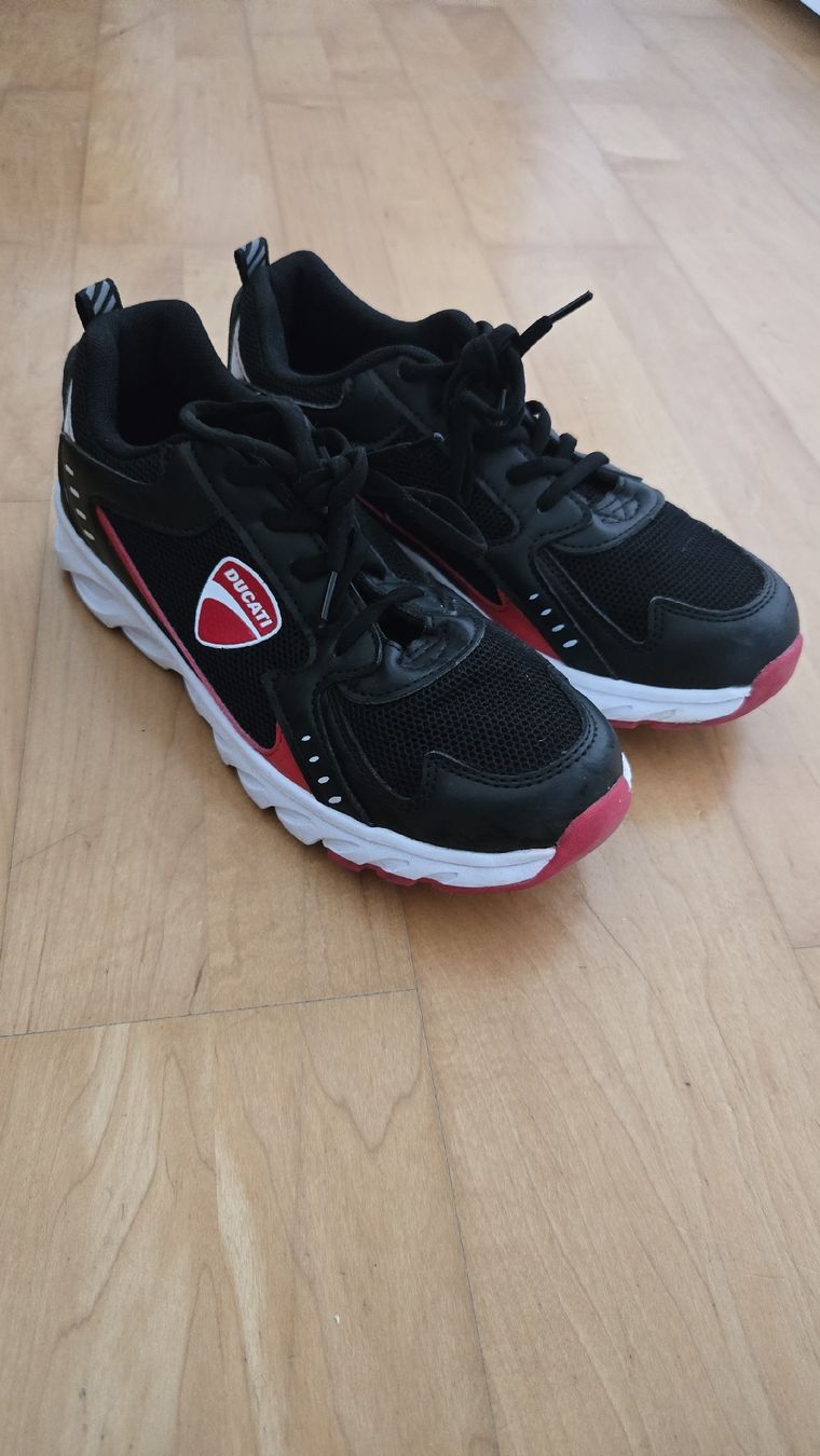 Ducati Scarpe da uomo: Ducati Kids Schuh Gr. 36 – Usato da Schötz venduto da Nico040