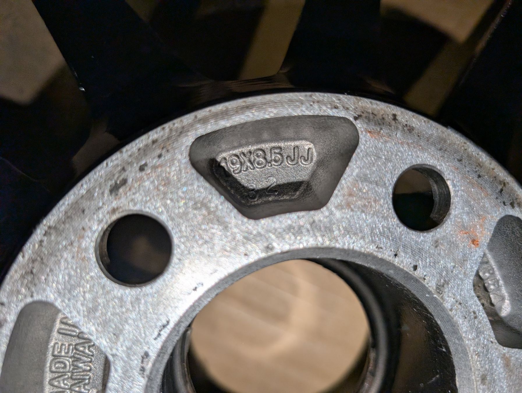 Aversus Cerchioni: 1 Aversus Felge VW Scirocco – Usato da Siebnen venduto da Auto007 7