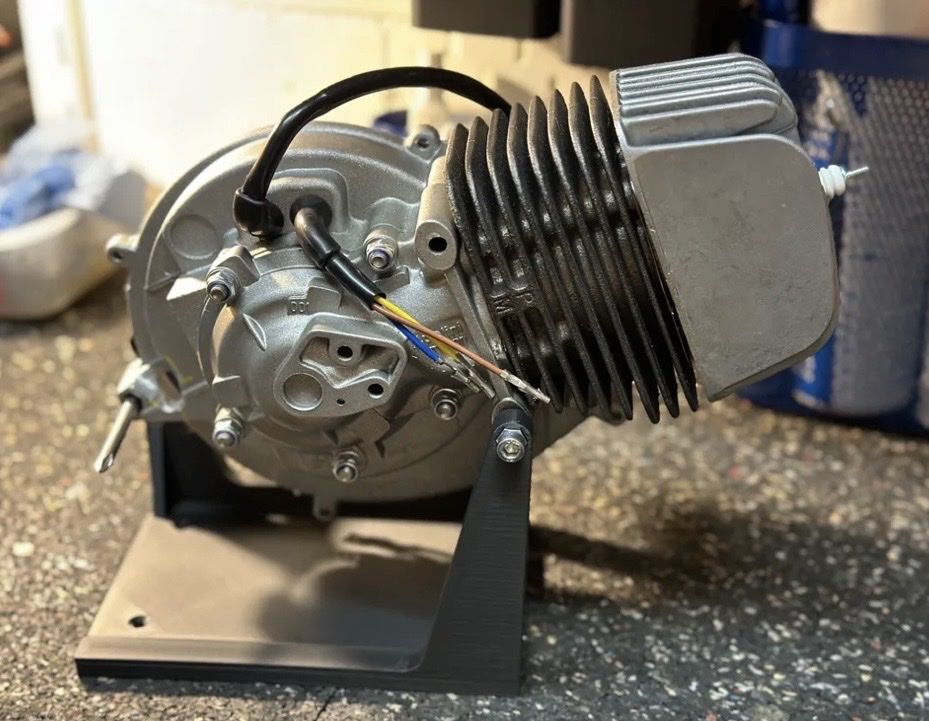Piaggio Motori: Piaggio Ciao Motorständer! – Nuovo e nell'imballaggio originale da Ennetmoos venduto da Chrigu_1liberklapf 2