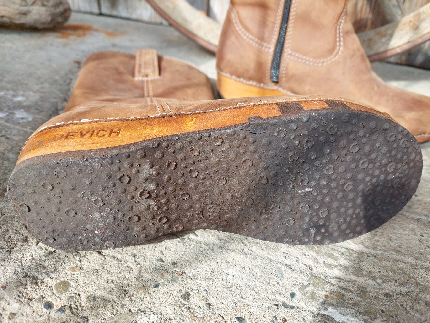 Scarpe da donna: NEUE DEVICH Stiefel mit Holz und Gummisohle Gr.38 – Nuovo (secondo la descrizione) da Leuggern venduto da silbergirl 2
