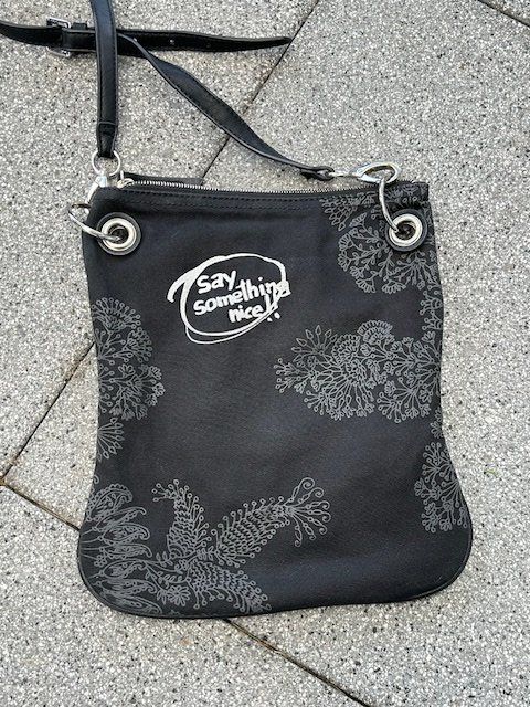 Desigual Borse da donna: Desigual Umhängetasche – Usato da Wangen ZH venduto da Fruti4ric 3