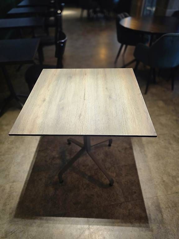 Tables: Table Nardi – D'occasion à Arnex-sur-Nyon par jea_8xdr