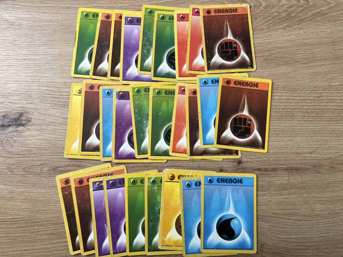 Pokémon Cartes à collectionner: Diverse Pokemonkarten – D'occasion à Willisau par Neiro77 1
