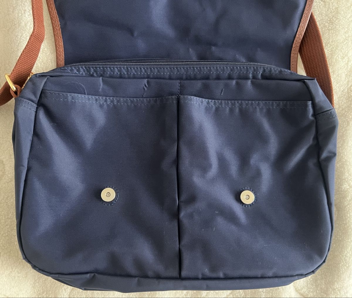 Longchamp Borse da donna: Longchamp Umhängetasche blau  – Usato da Uster venduto da Family_Boutique 2