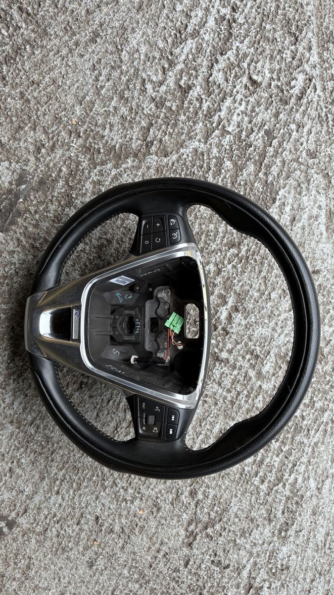 Volvo Toutes les pièces auto: Lederlenkrad Volvo – D'occasion à Niederlenz par SciroccoUrquattro 2