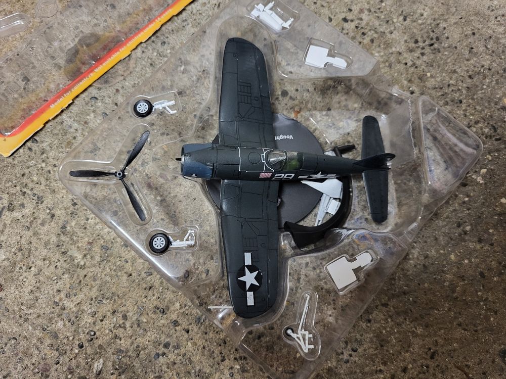 Avion Diecast Vought F4U-1A Corsair USA WWII échelle 1:72 - Italeri / Altaya #12