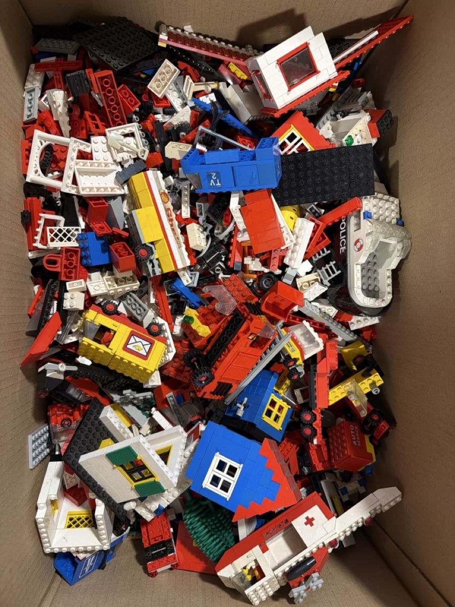 Lego Spielzeuge: Lego, alte Teile, 80er, 90er – Gebraucht aus Endingen von and_gf25