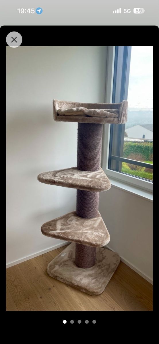 Tiragraffi: Neuer stylischer Katzenbaum – Nuovo (secondo la descrizione) da Alpnach Dorf venduto da Carmen_Mandala