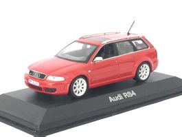 Minichamps 1:43 Audi RS4 Rot 2000