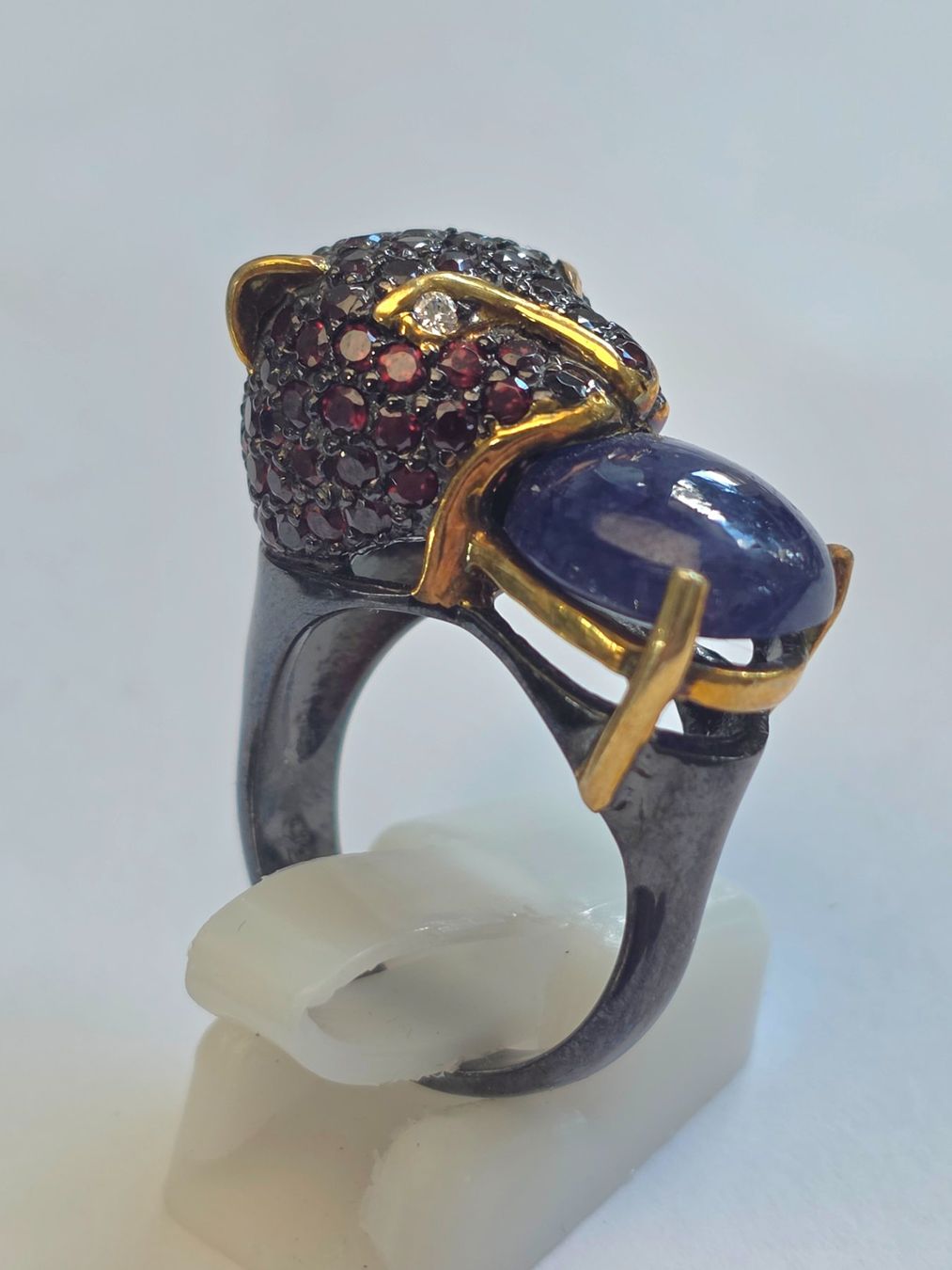 Anelli: Ring Panther Design mit Saphir und Granat Grösse 57 – Nuovo (secondo la descrizione) da Zürich venduto da adriben 6
