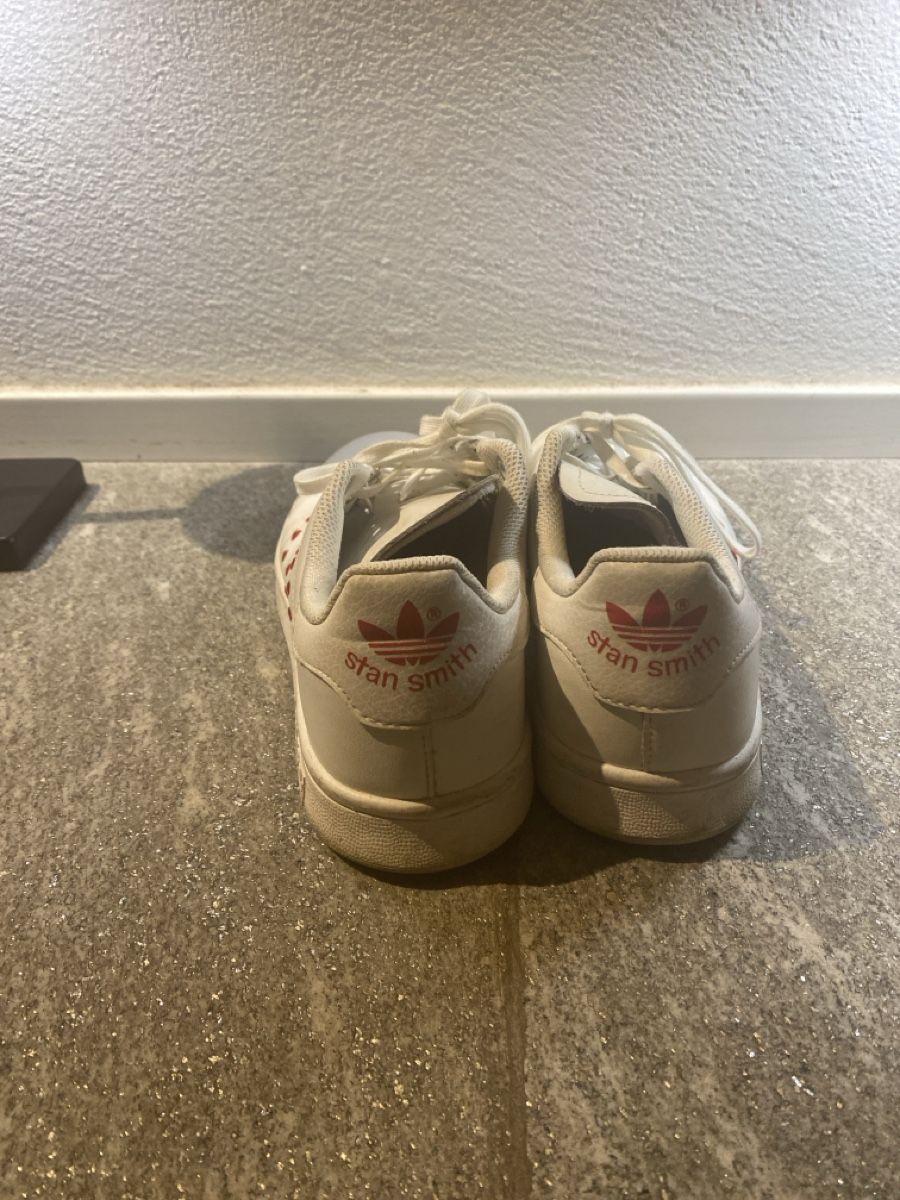Adidas Chaussures femmes: Stan smith – D'occasion à Davesco-Soragno par Chichijango 2