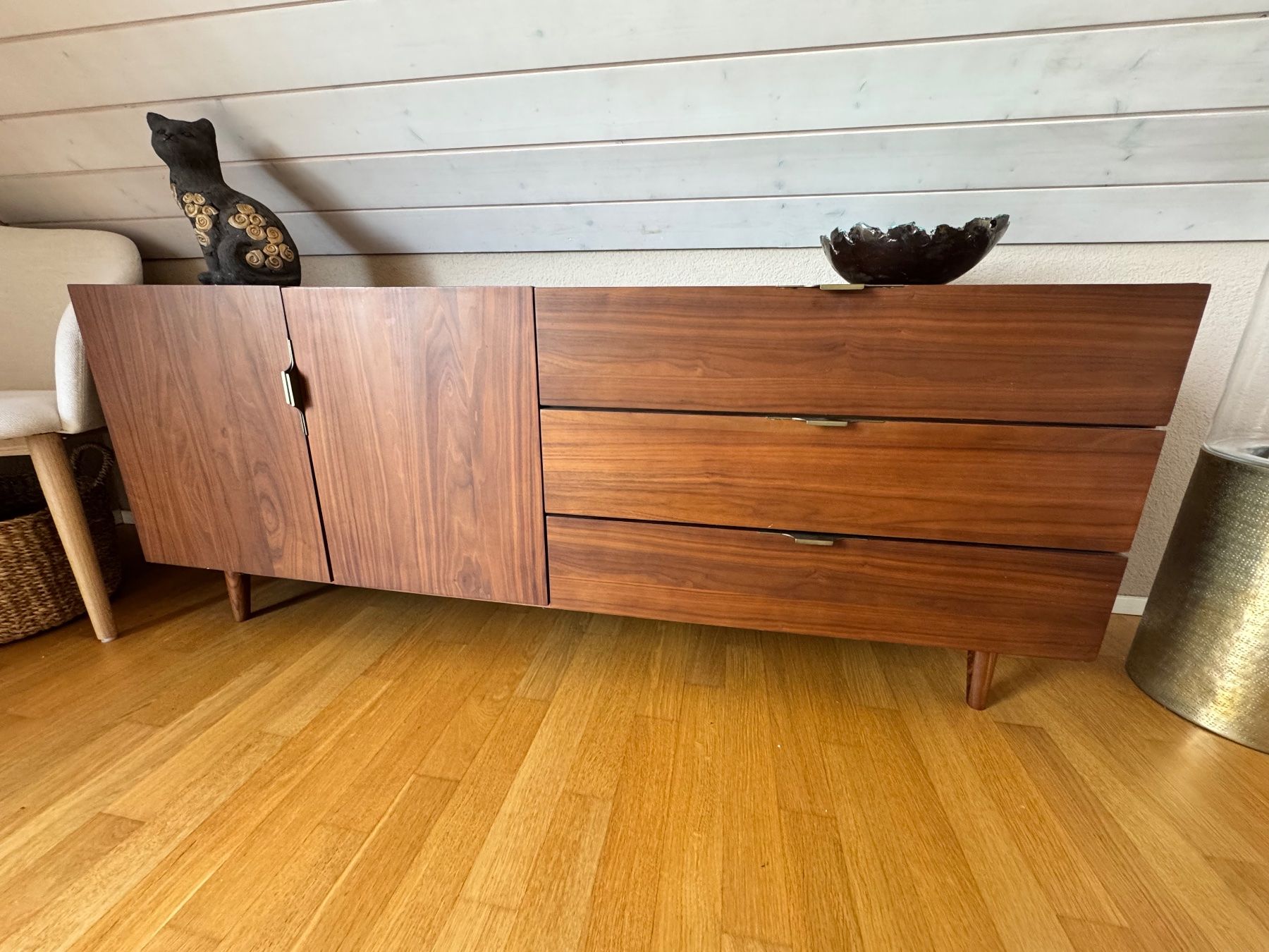 Cassettiere: Sideboard Holz dunkel mit Schubladen gebraucht – Usato da Hombrechtikon venduto da Sonne127 2