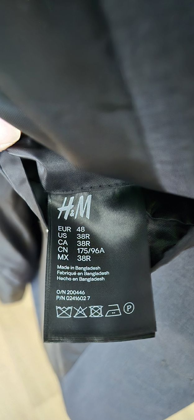 H&M Anzüge: Sakko H&M Grösse 48  – Neu (gemäss Beschreibung) aus Schwerzenbach von Jamacy 3