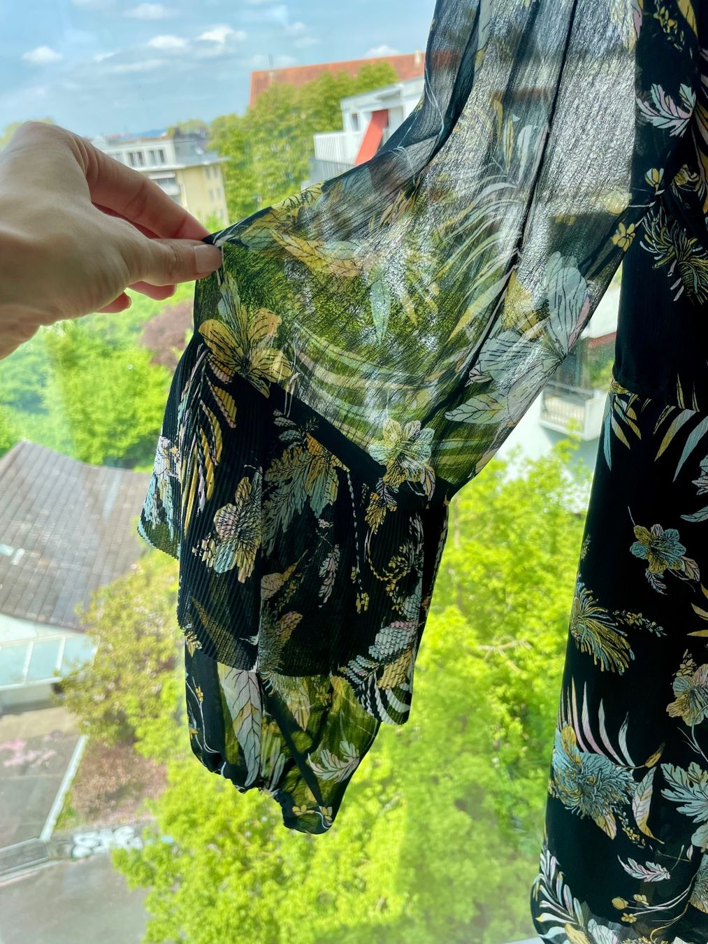 Gestuz Vestiti: schwarzes Sommerkleid von Gestuz – Usato da Zollikon venduto da pitpat02 3