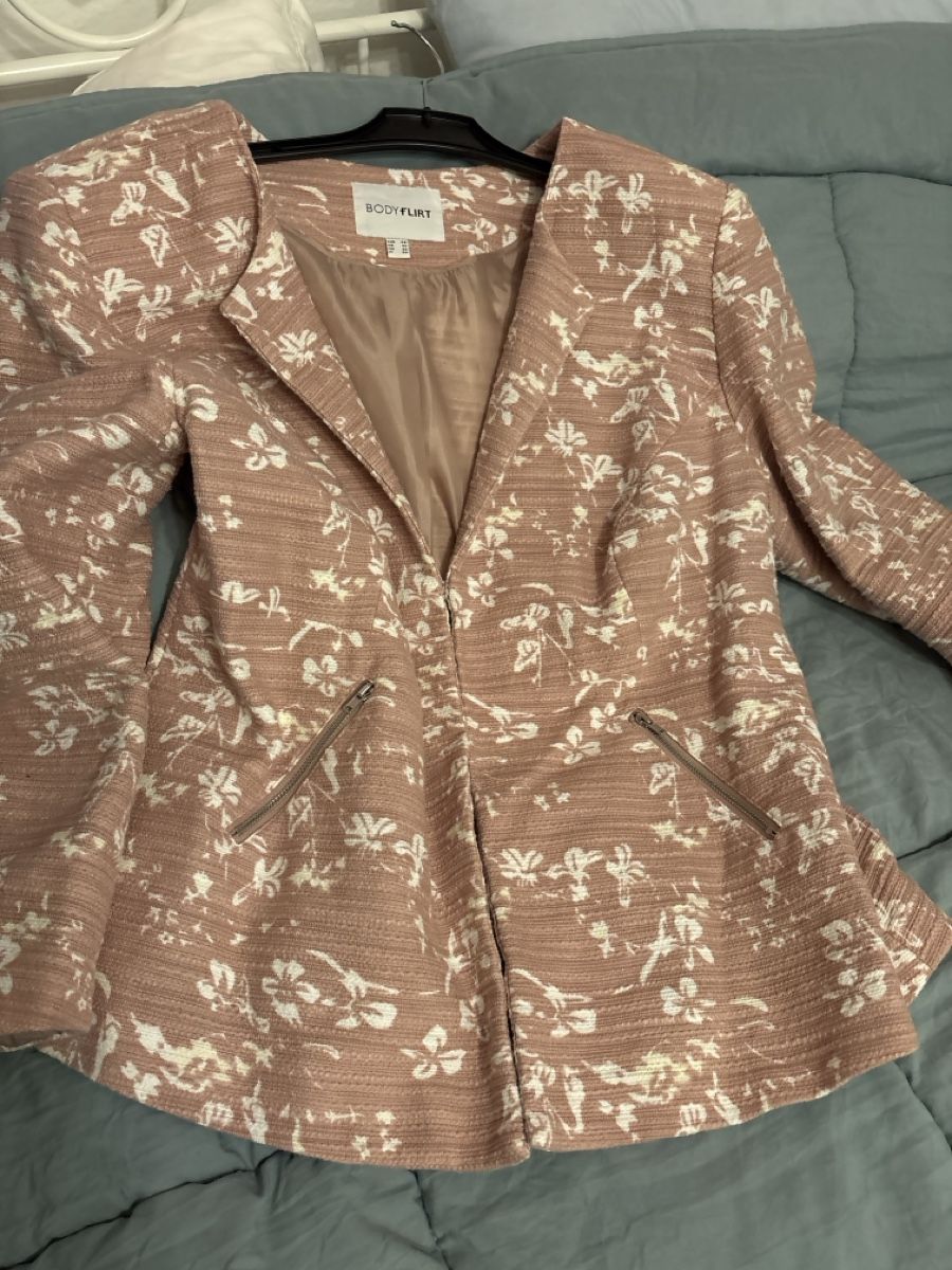 Jacken: Bouclé Jacke Grösse 48 – Neu (gemäss Beschreibung) aus Zürich von venusandmars 2