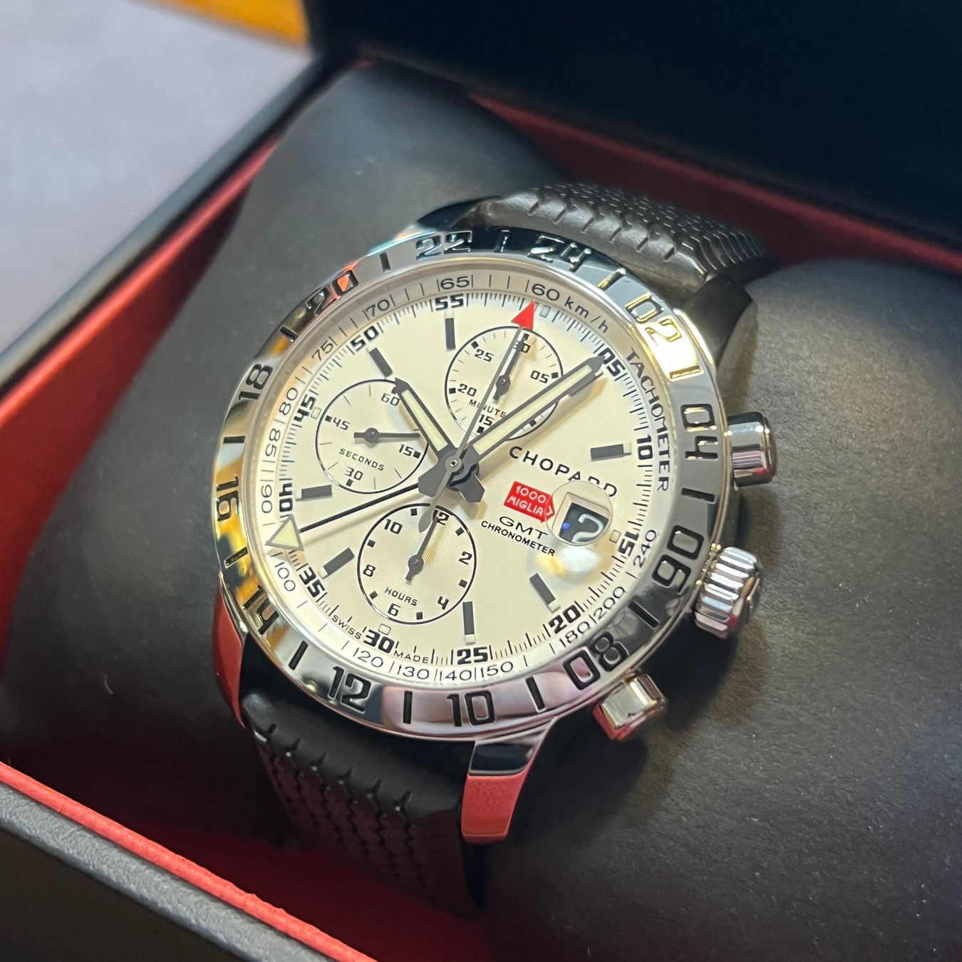 Chopard Uhren: Chopard Mille Miglia GMT Full Set 16/8992-3003 – Gebraucht aus Carouge GE von Watchaser 2