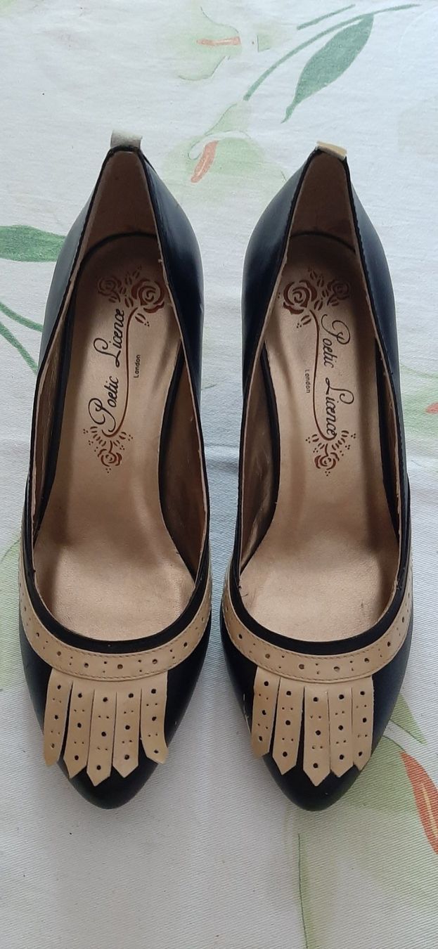 Scarpe da donna: Décolleté n.36 nere – Nuovo (secondo la descrizione) da Zürich venduto da Irene000 1