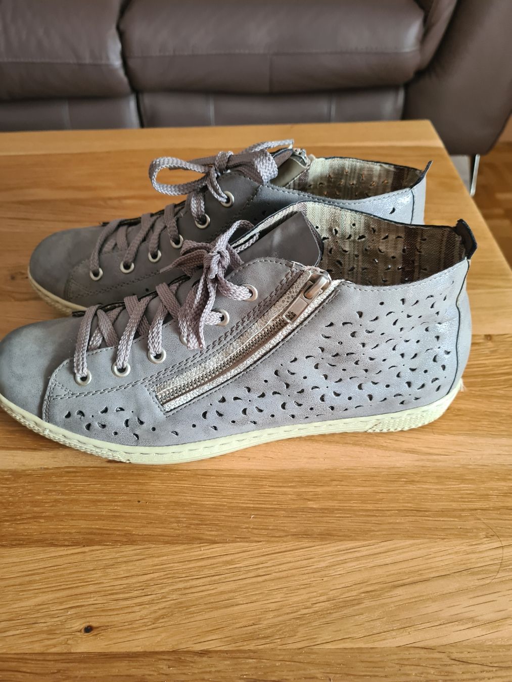 Damenschuhe: Sneakers Gr. 41 Sommerschuhe – Gebraucht aus Winterthur von Jana1701 2