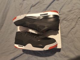 Nike Air Jordan 4 RM Gr. 44.5 Bred - Neu!