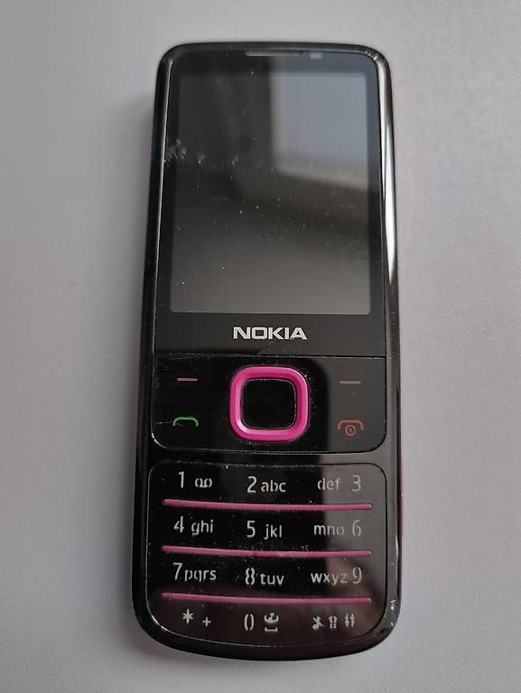 Nokia Telefoni cellulari / Smartphones: Retro Handy Sammlung: Nokia, HTC & Wiko - 6 Stk. – Usato da Wiezikon b.Sirnach venduto da MaKe58 2