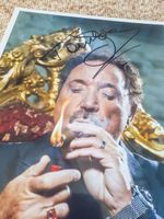 Tom Jones - Autogramm auf Foto
