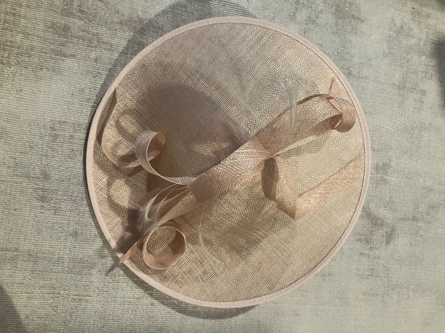 Hüte, Mützen & Caps: Fascinator Hut Damen Phase Eight einmal getragen – Gebraucht aus Zürich von hernen