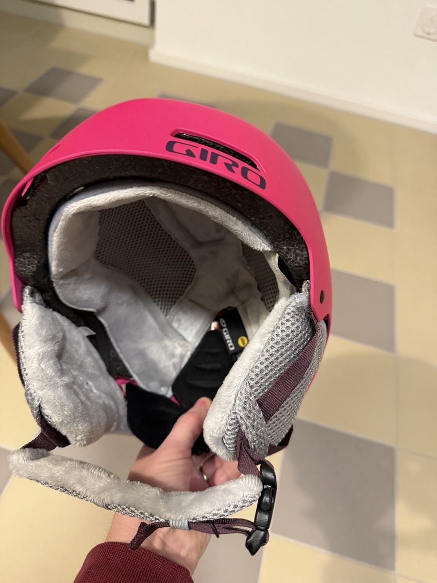 Giro Caschi: Helmet Madchen Giro Grue M 55,5-59 – Usato da Uitikon Waldegg venduto da lin_bth8 1