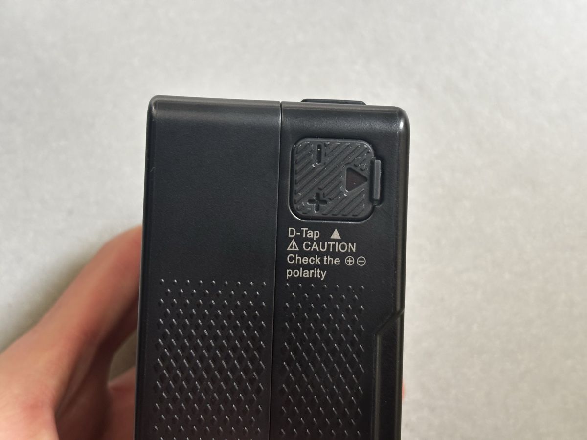 Smallrig Batterie: Smallrig VB 99mini V Mount Akku – Usato da Lenzburg venduto da shadaq 2