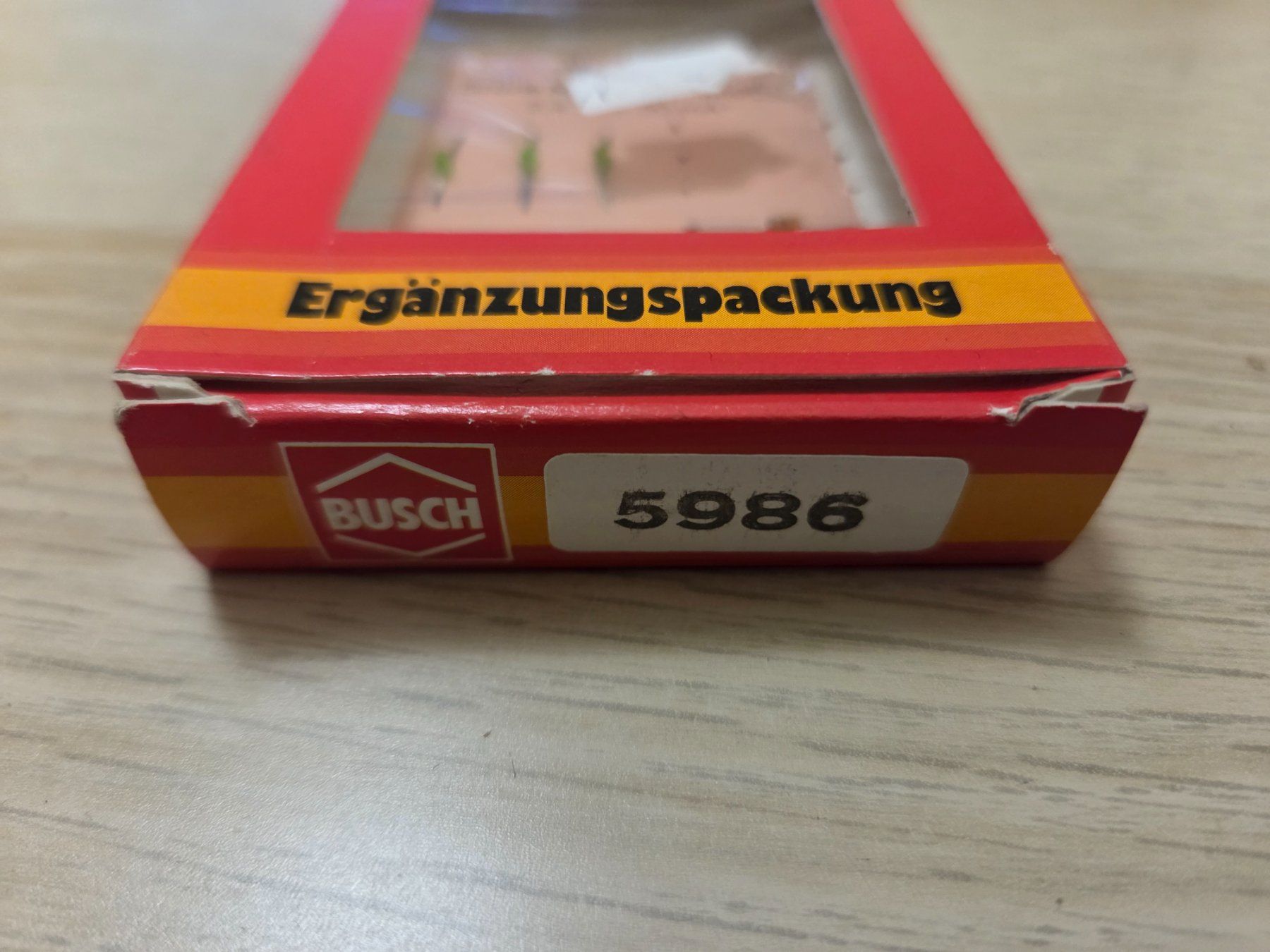 Busch Modellini di ferrovie: Busch 5986 Grüne Leuchtdioden – Nuovo e nell'imballaggio originale da St-Aubin-Sauges venduto da Lo_Go 1